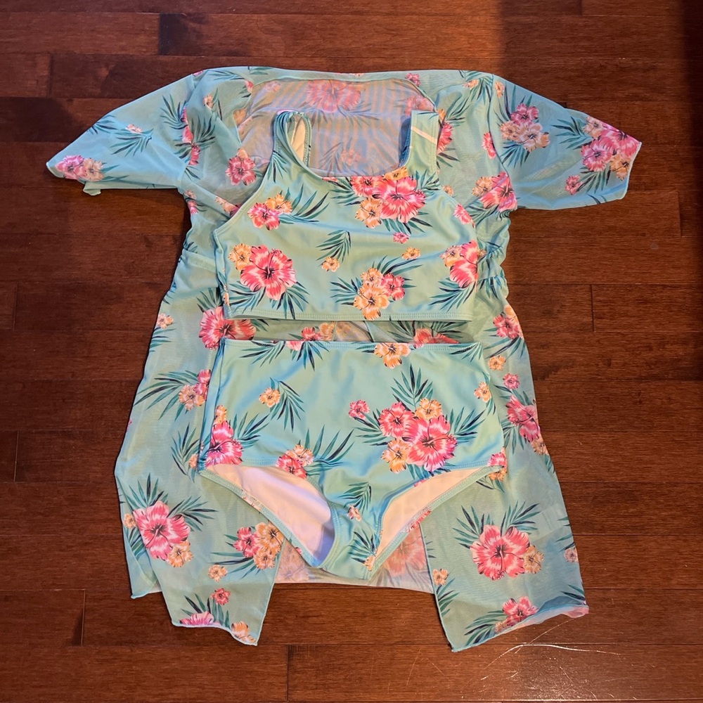 Size 11-12 Year old girls, bought from Amazon
